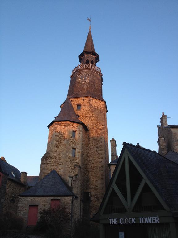 Maison Au Port De Dinan Villa Buitenkant foto